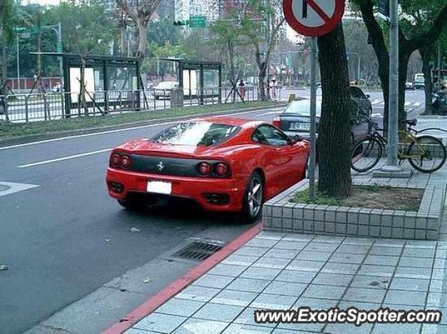 Ferrari 360 Modena spotted in Taichung, Taiwan