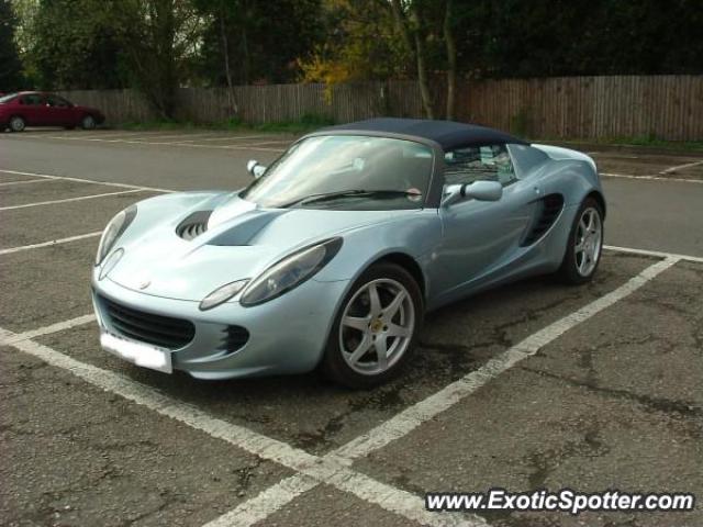 Lotus Elise spotted in Wyondham, United Kingdom