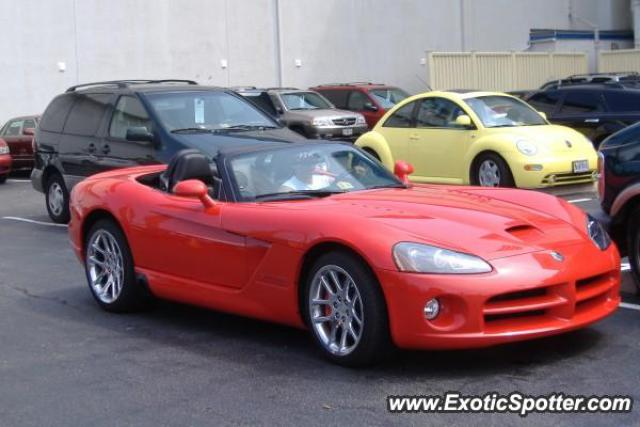 Dodge Viper spotted in Virgina Beach, Virginia