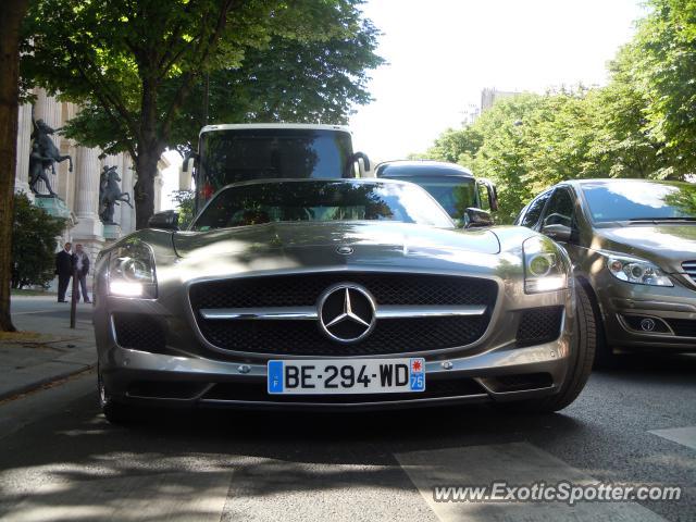 Mercedes SLS AMG spotted in Paris, France