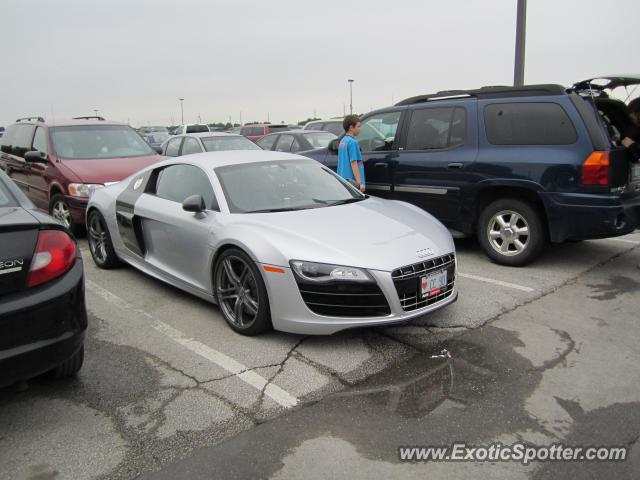 Audi R8 spotted in Vaughan Ontario, Canada