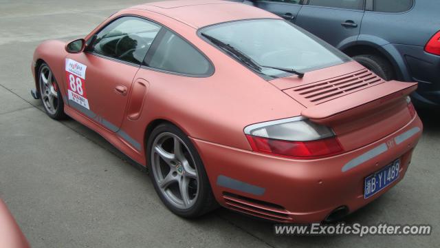 Porsche 911 Turbo spotted in SHANGHAI, China