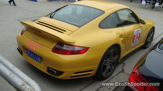 Porsche 911 Turbo spotted in SHANGHAI, China