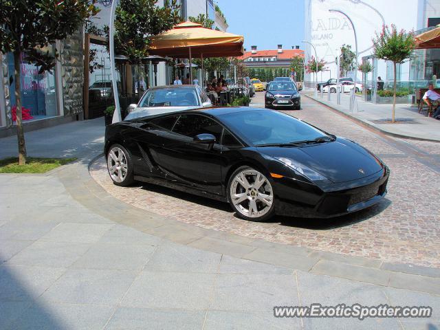 Lamborghini Gallardo spotted in Istanbul, Turkey