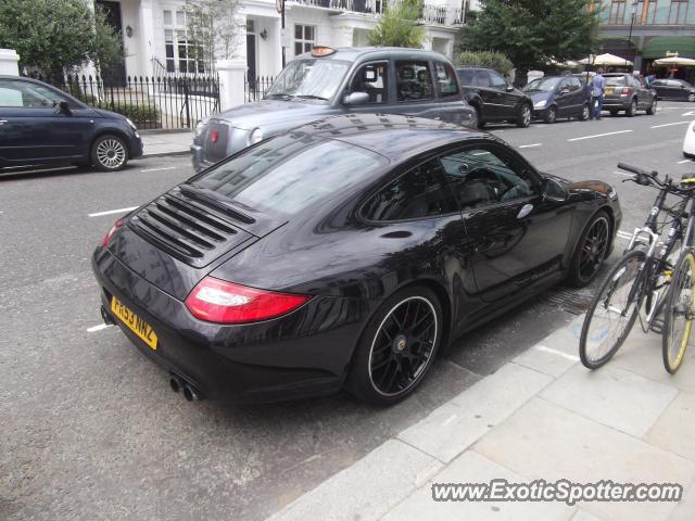 Porsche 911 spotted in London, United Kingdom