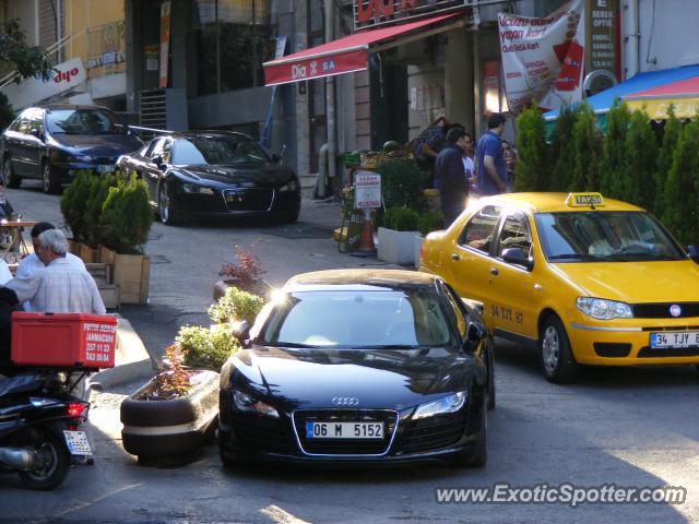 Audi R8 spotted in Istanbul, Turkey