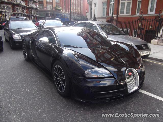 Bugatti Veyron spotted in London, United Kingdom