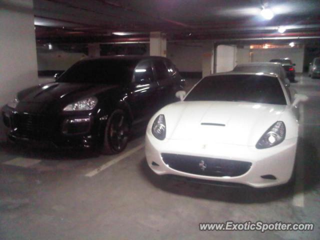 Ferrari California spotted in Istanbul, Turkey