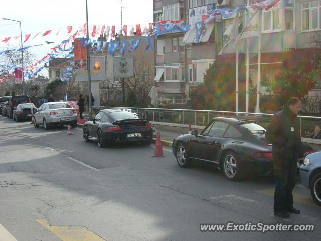 Porsche 911 spotted in Istanbul, Turkey