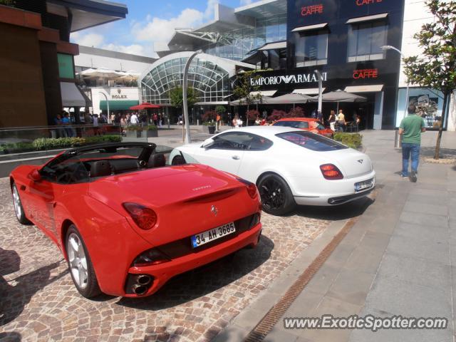 Ferrari California spotted in Istanbul, Turkey