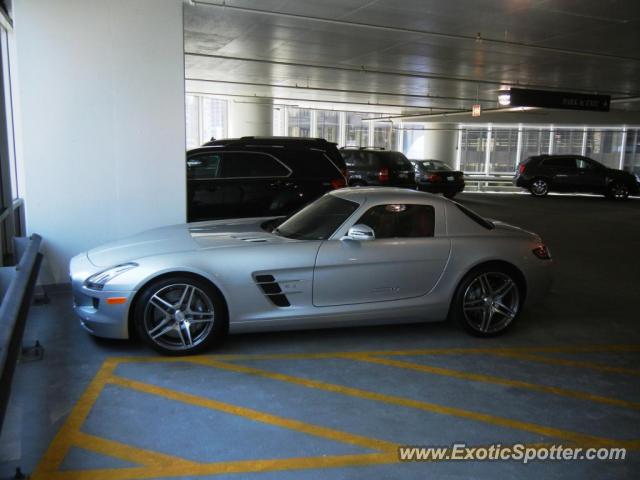 Mercedes SLS AMG spotted in Chicago , Illinois