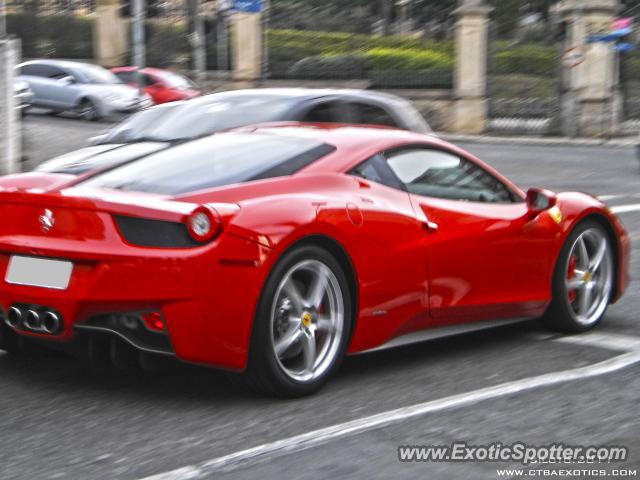 Ferrari 458 Italia spotted in Curitiba, PR, Brazil