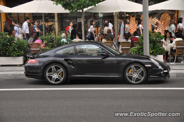 Porsche 911 Turbo spotted in Madrid, Spain