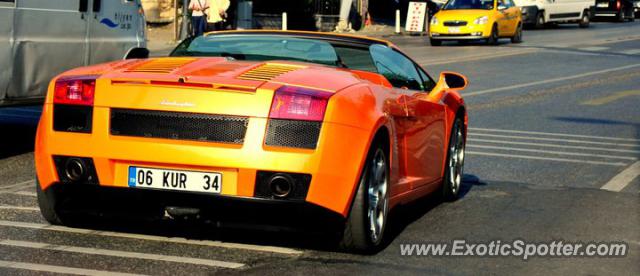 Lamborghini Gallardo spotted in Istanbul, Turkey