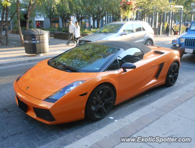 Lamborghini Gallardo spotted in Toronto, Canada