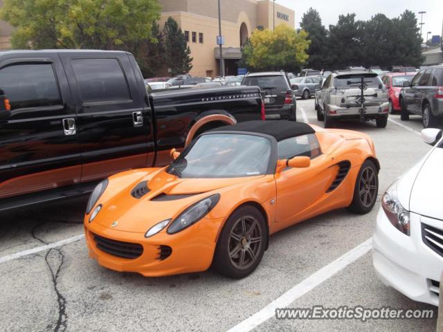 Lotus Elise spotted in Schaumburg, Illinois