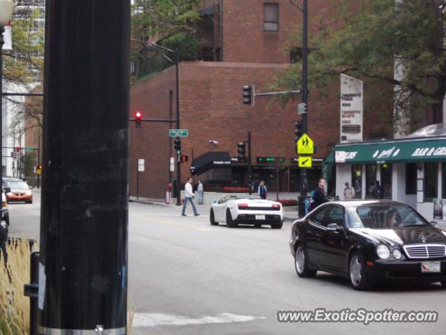 Lamborghini Gallardo spotted in Chicago, Illinois