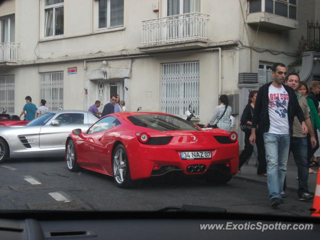 Ferrari 458 Italia spotted in Istanbul, Turkey