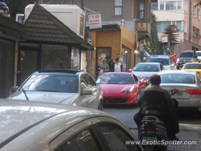 Ferrari 458 Italia spotted in Istanbul, Turkey