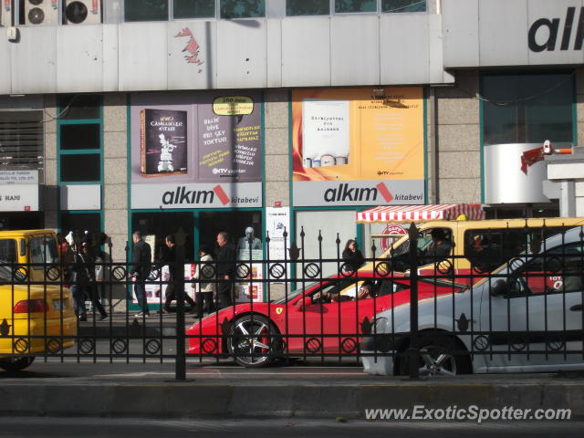 Ferrari 458 Italia spotted in Istanbul, Turkey