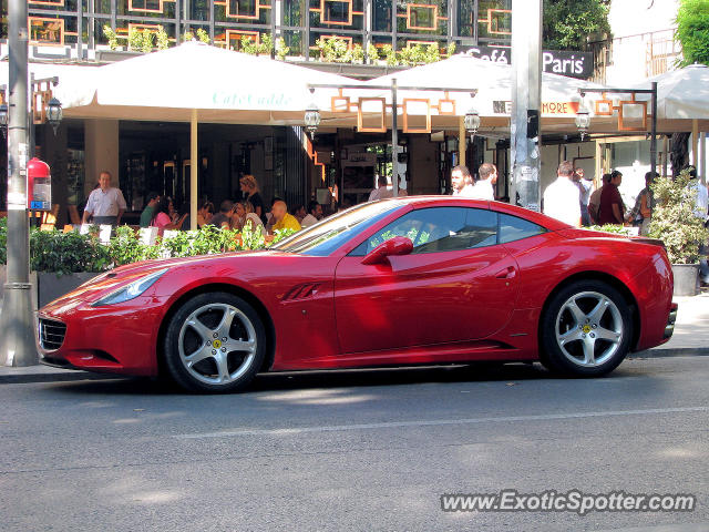 Ferrari California spotted in Istanbul, Turkey