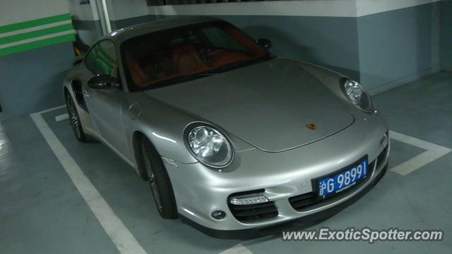 Porsche 911 Turbo spotted in SHANGHAI, China