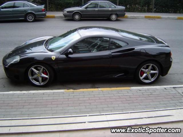 Ferrari 360 Modena spotted in Istanbul, Turkey