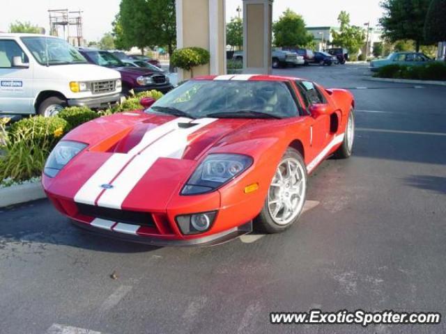 Ford GT spotted in Toronto, Canada