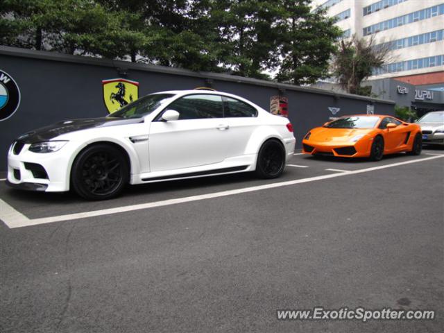 Lamborghini Gallardo spotted in Chengdu,Sichuan, China