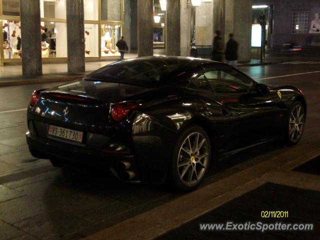 Ferrari California spotted in Turin, Italy