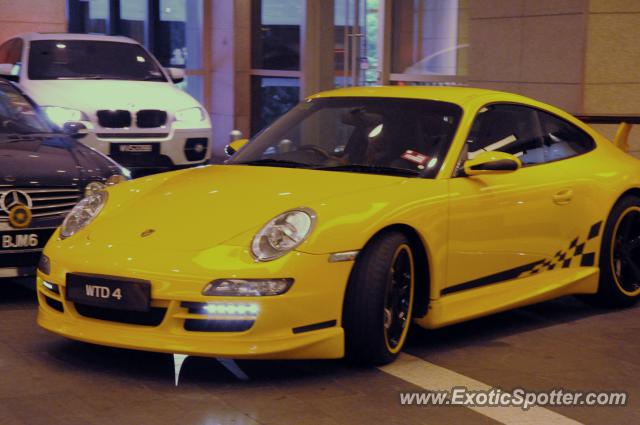 Porsche 911 spotted in Kuala Lumpur, Malaysia