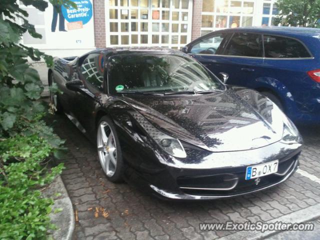 Ferrari 458 Italia spotted in Berlin, Germany