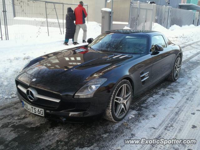 Mercedes SLS AMG spotted in Berlin, Germany