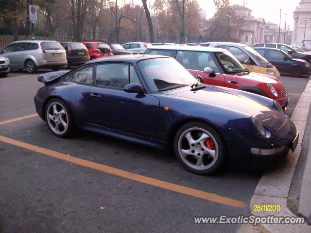 Porsche 911 Turbo spotted in Milan, Italy