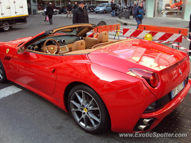 Ferrari California spotted in Milan, Italy