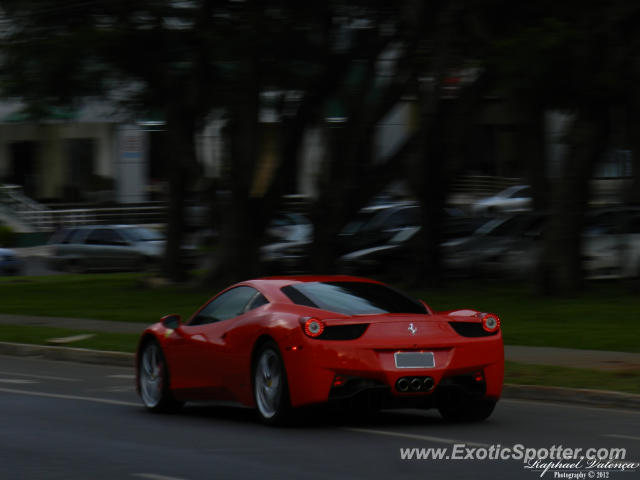 Ferrari 458 Italia spotted in Brasília, Brazil