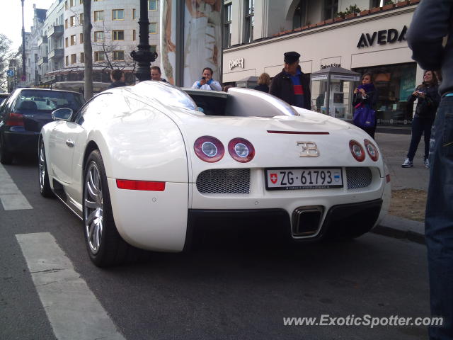 Bugatti Veyron spotted in Berlin, Germany