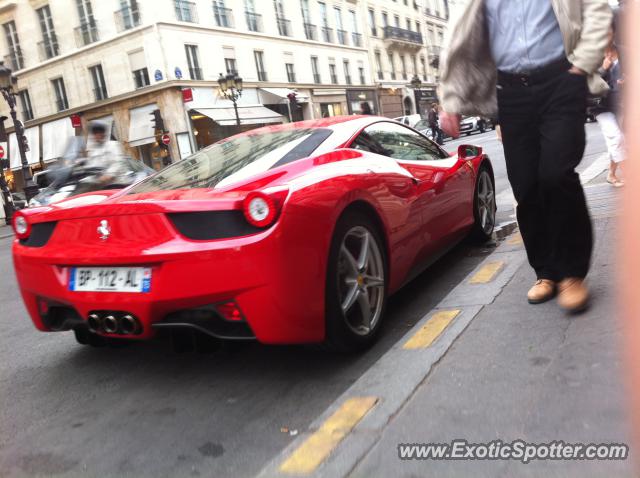 Ferrari 458 Italia spotted in Paris, France