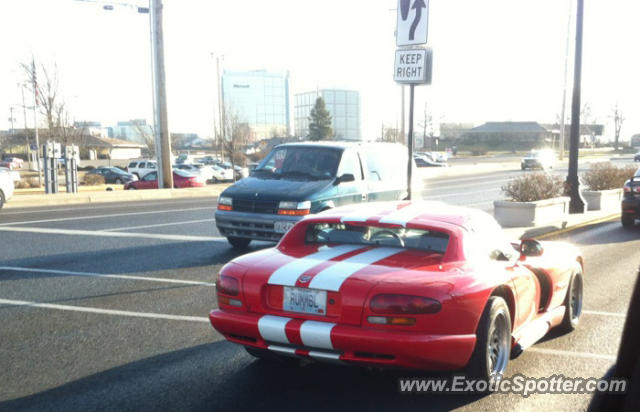 Dodge Viper spotted in St. Louis, Missouri