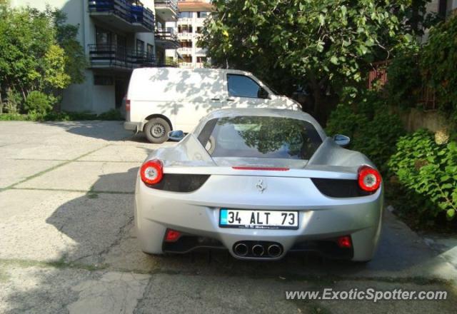 Ferrari 458 Italia spotted in Istanbul, Turkey