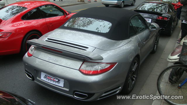 Porsche 911 Turbo spotted in SHANGHAI, China