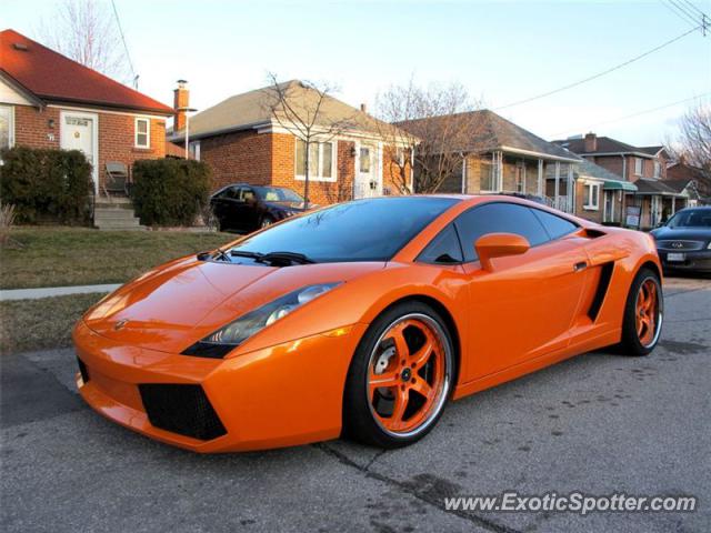 Lamborghini Gallardo spotted in Toronto, Canada