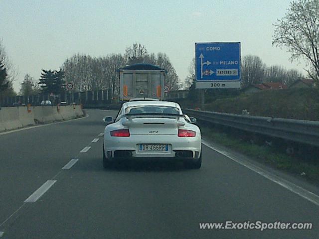 Porsche 911 GT2 spotted in Paderno Dugnano, Italy