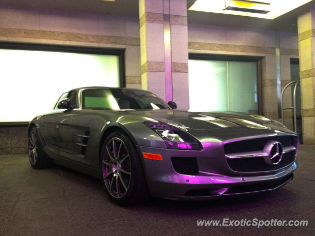 Mercedes SLS AMG spotted in Toronto, Canada