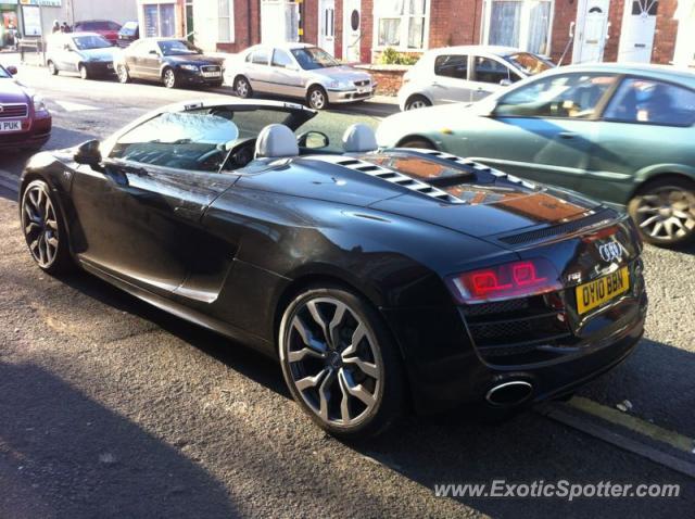 Audi R8 spotted in Birmingham, United Kingdom