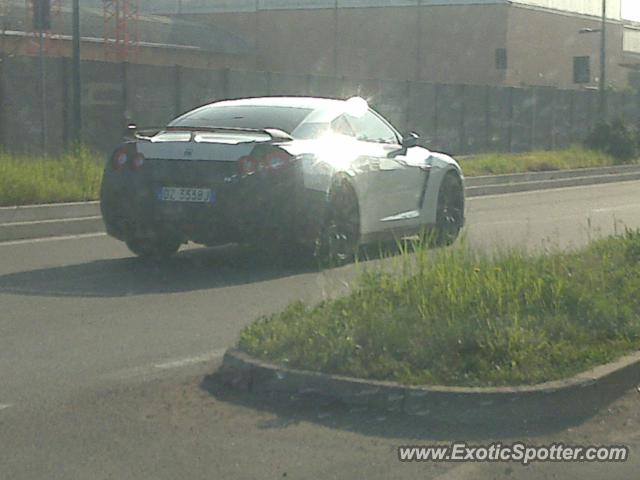 Nissan Skyline spotted in Paderno Dugnano, Italy