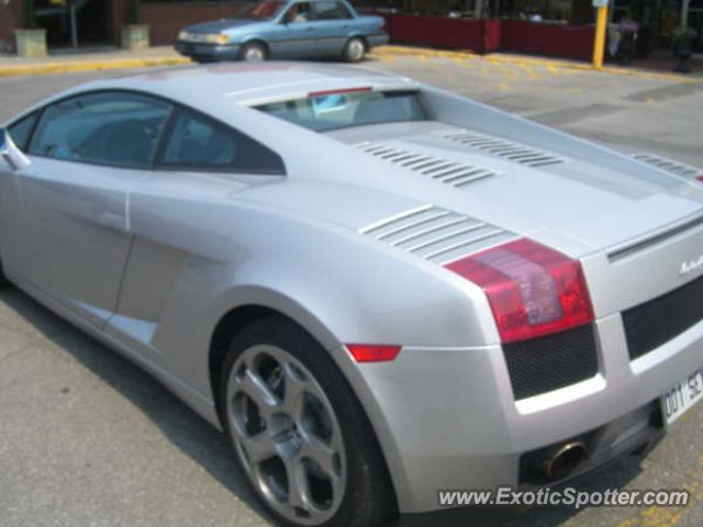 Lamborghini Gallardo spotted in Laval, Canada