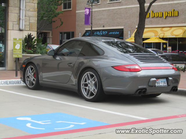 Porsche 911 spotted in Dallas, Texas