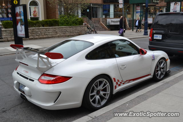 Porsche 911 GT3 spotted in Toronto, Canada