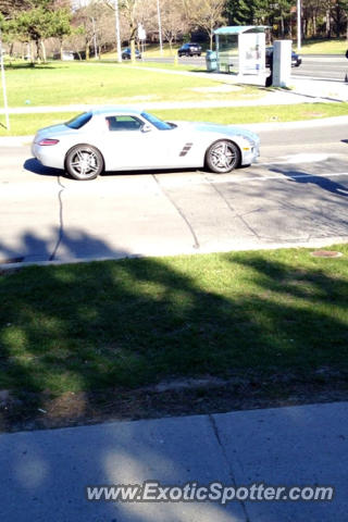 Mercedes SLS AMG spotted in Toronto, Canada